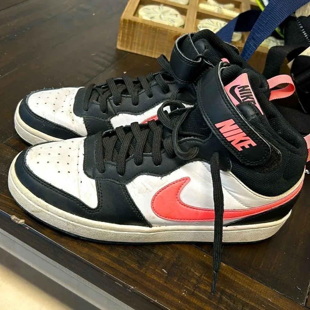Youth 7 Nike high top sneakers tennis shoe designer athletic shoe youth 7 black - Picture 6 of 7
